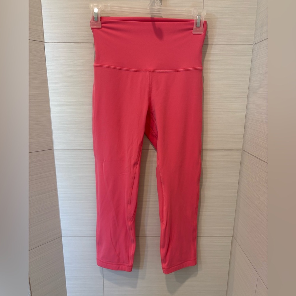 EUC size 4 Lululemon Align cropped leggings, Guava Pink